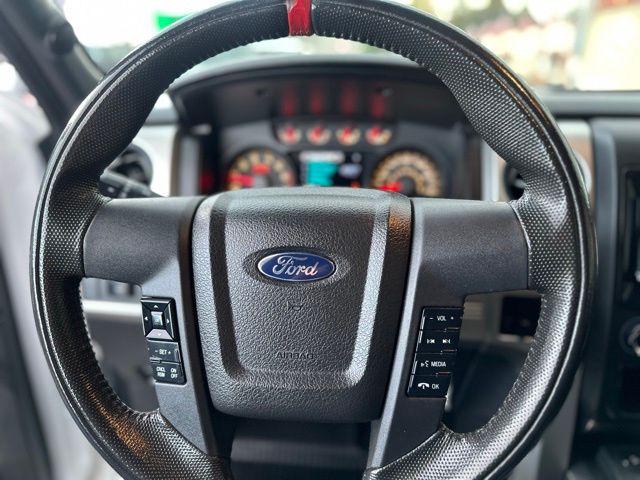 2013 Ford F-150 SVT Raptor photo 4