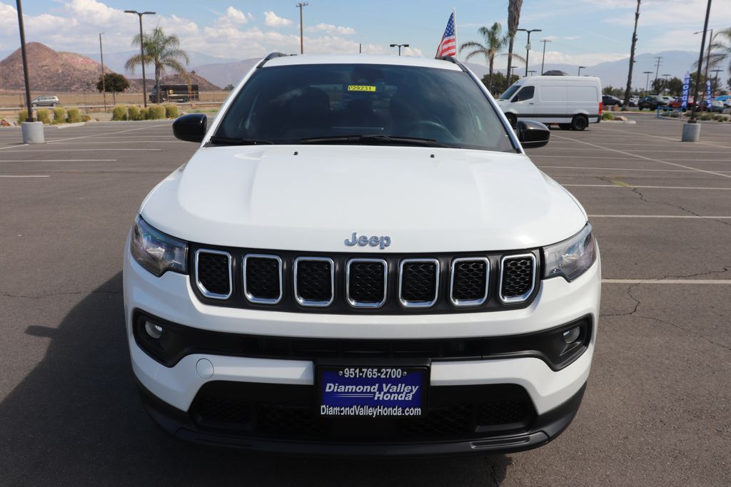 2023 Jeep Compass North Edition Latitude photo 2