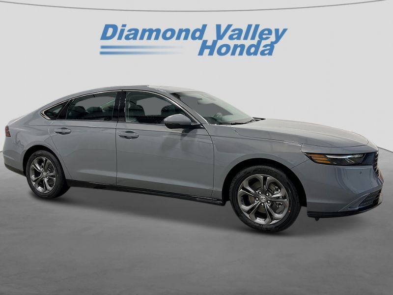 2025 Honda Accord Hybrid EX-L photo 2