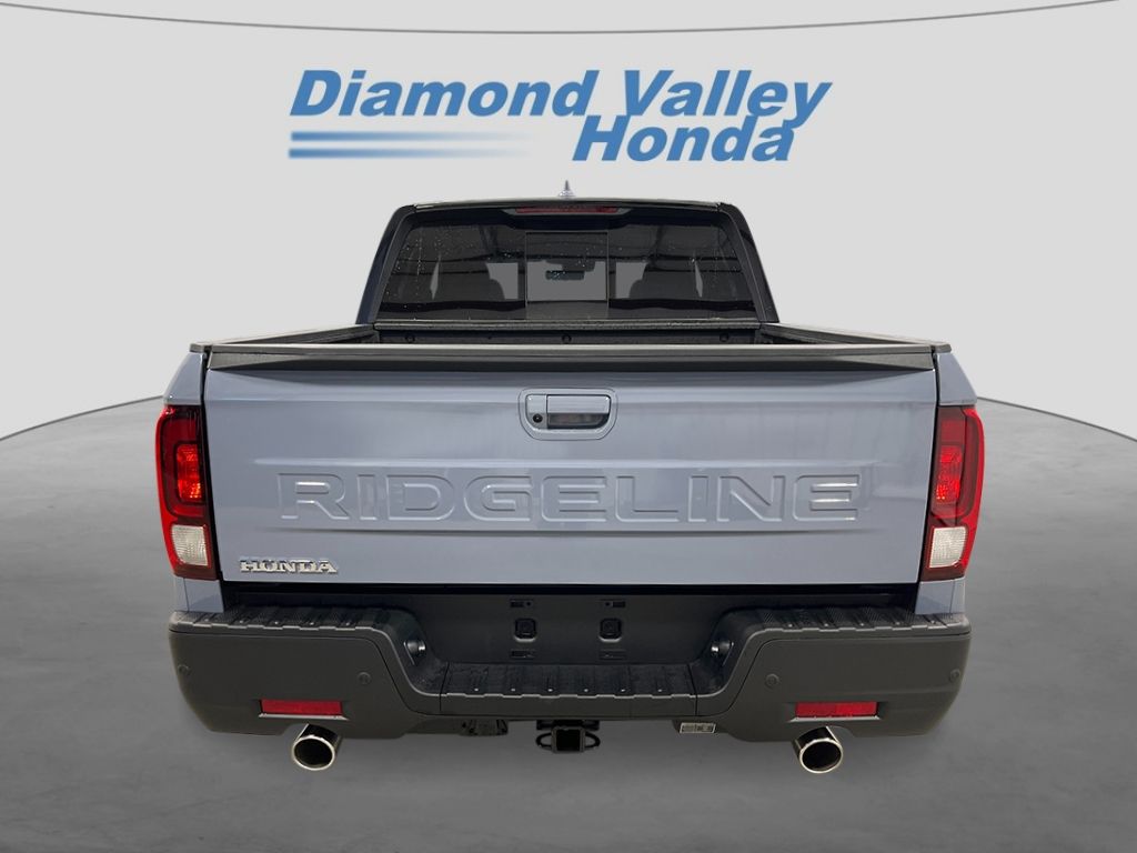2025 Honda Ridgeline Black Edition photo 2
