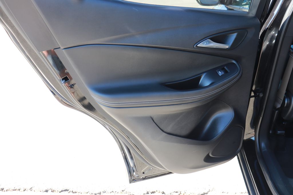 2025 Buick Encore GX Preferred - Photo 11