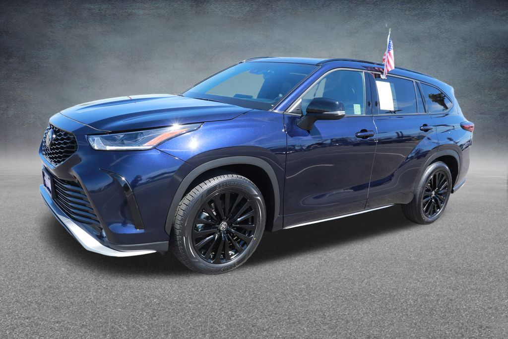 2024 Toyota Highlander XSE photo 3