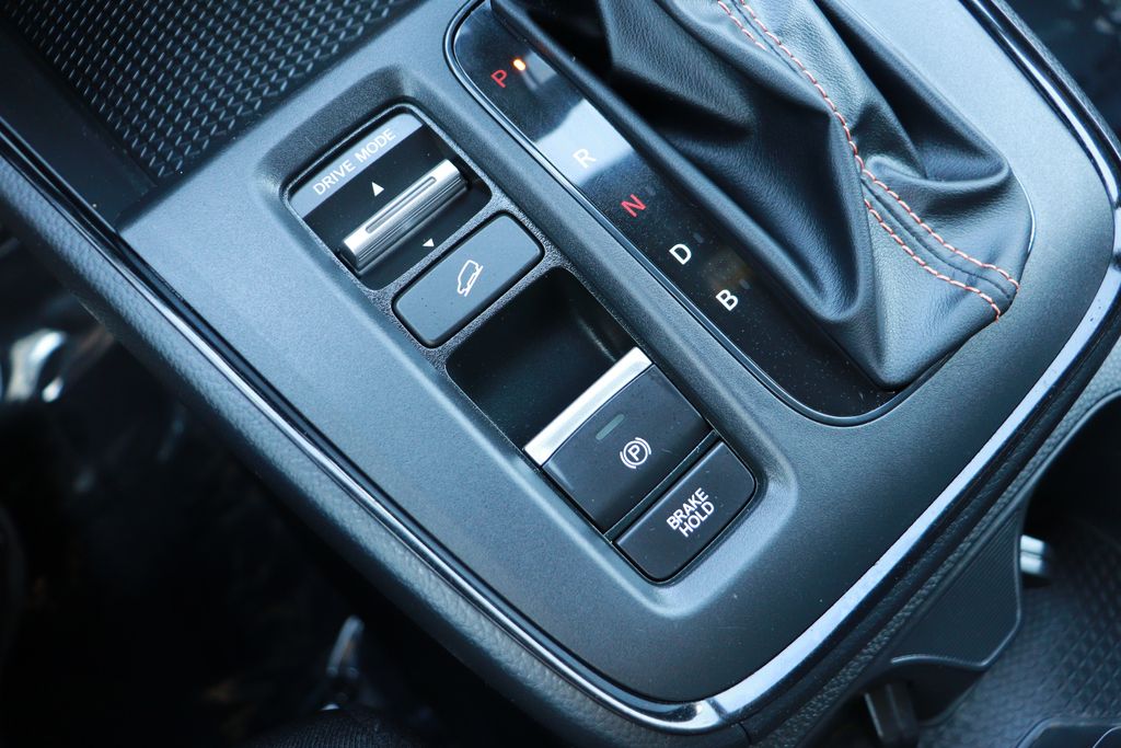 2025 Honda CR-V Sport - Photo 16