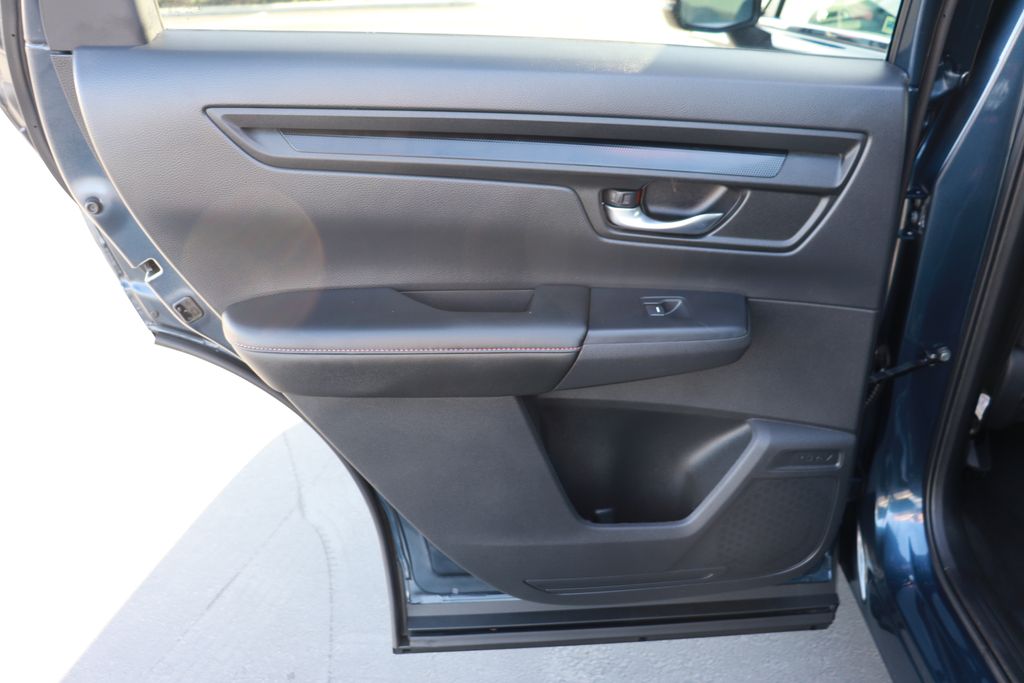 2025 Honda CR-V Sport - Photo 13