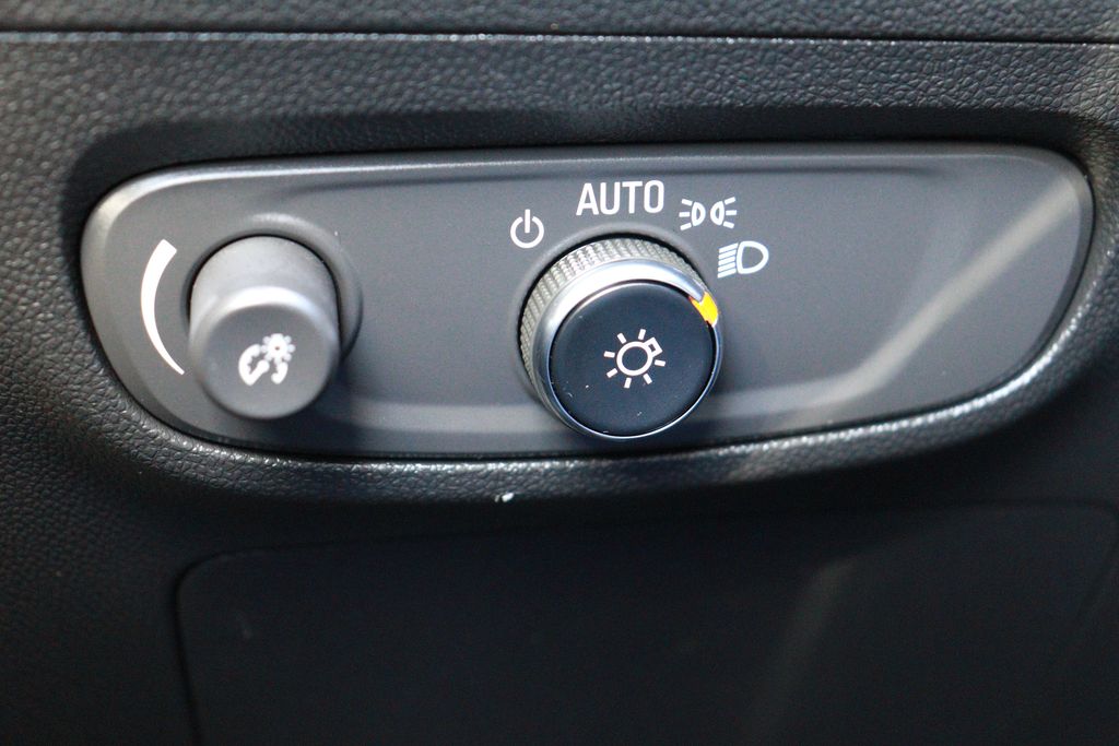2025 Buick Encore GX Preferred - Photo 23