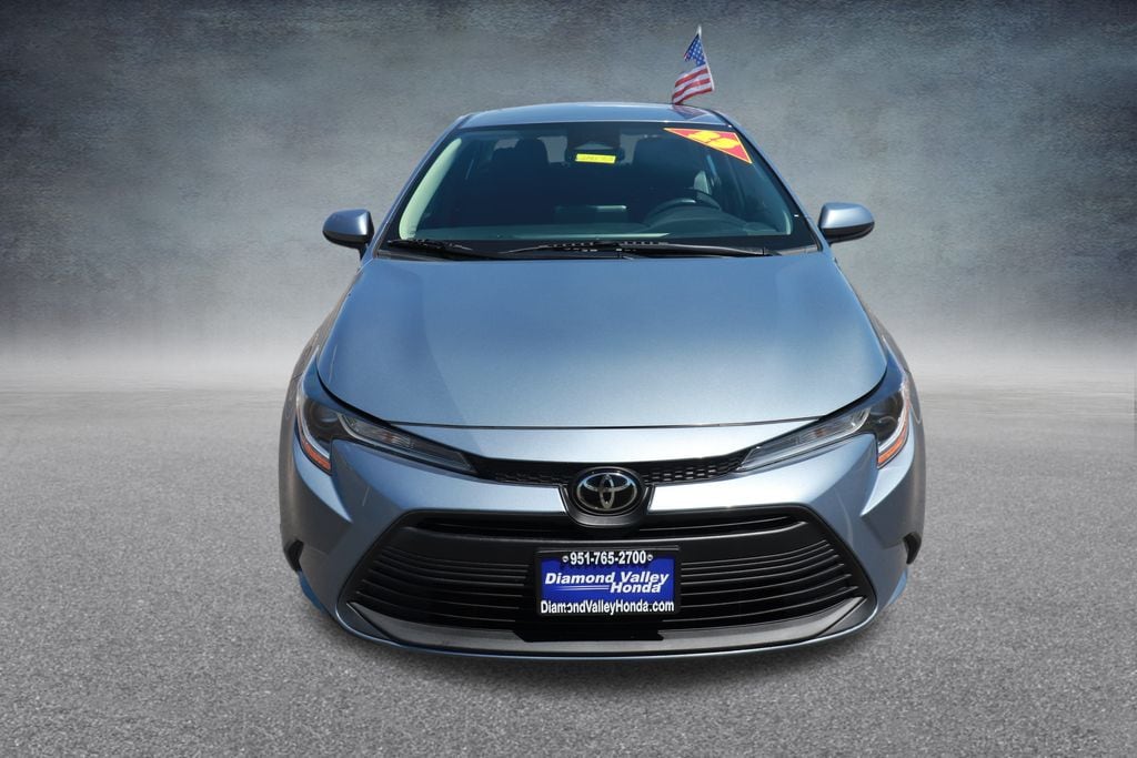 Used 2023 Toyota Corolla LE with VIN 5YFB4MDE3PP013951 for sale in Northfield, Minnesota