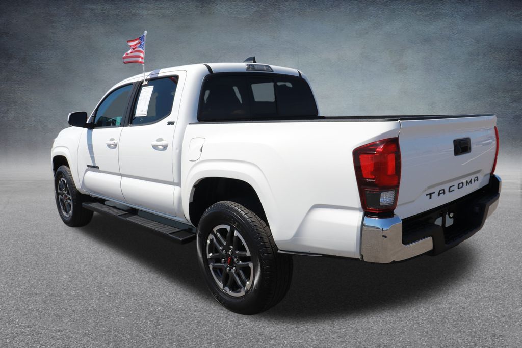 2021 Toyota Tacoma SR5 photo 4
