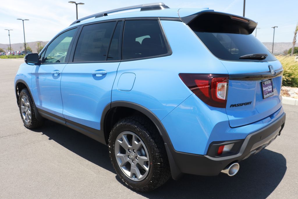 2025 Honda Passport TrailSport photo 4