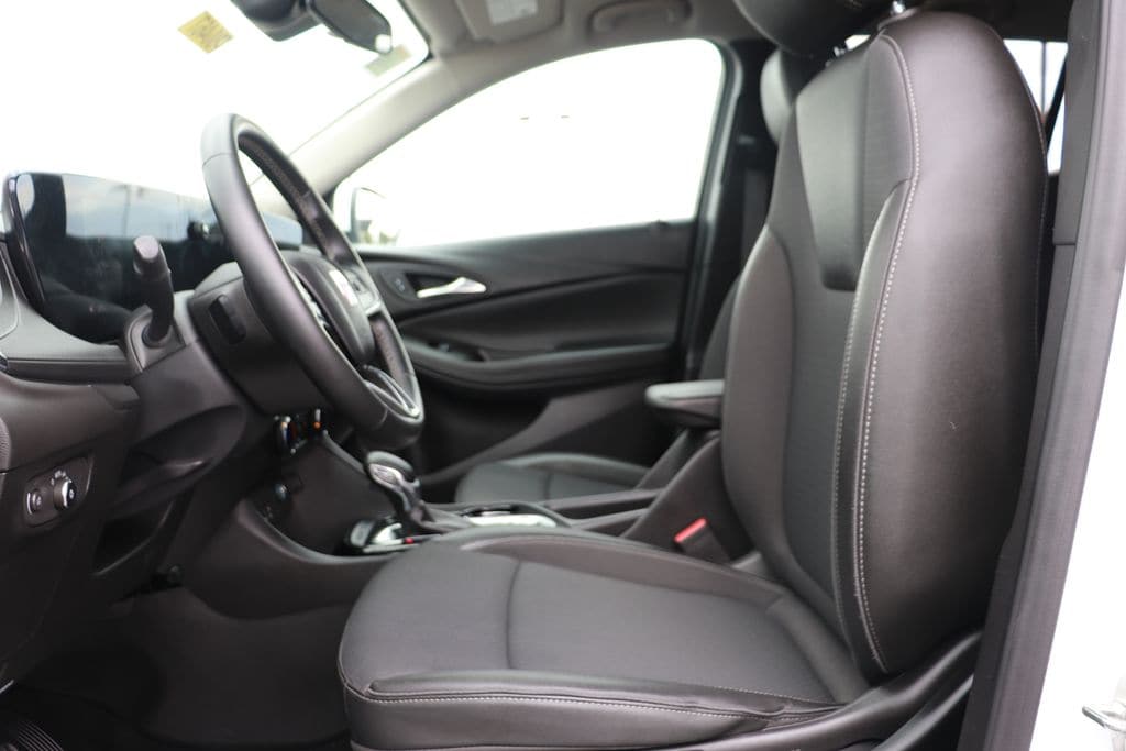 2025 Buick Encore GX Preferred - Photo 11