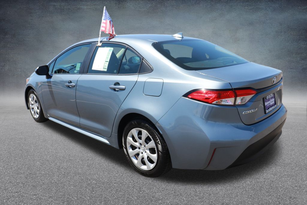 2023 Toyota Corolla LE photo 4