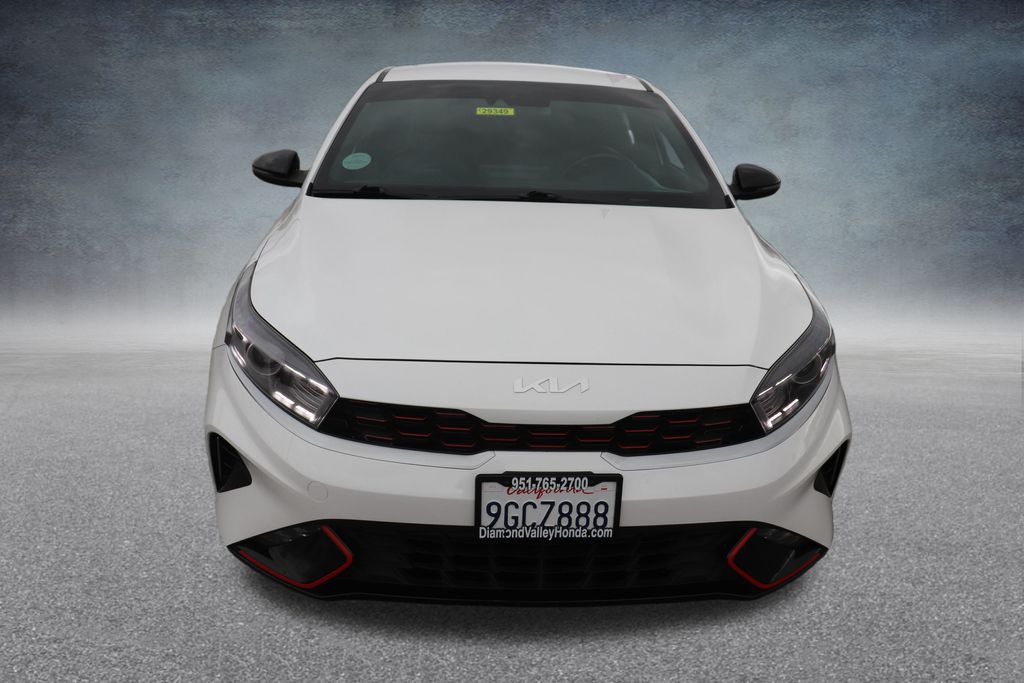 2023 Kia Forte GT-Line photo 2