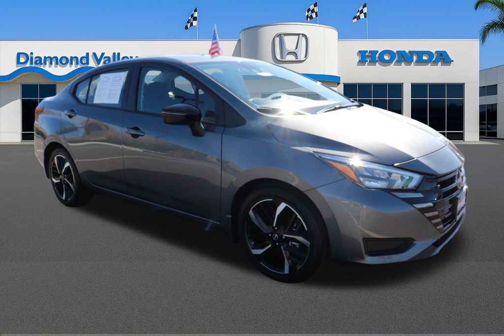 2025 Nissan Versa Sedan SR