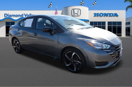 2025 Nissan Versa 1.6 SR Sedan