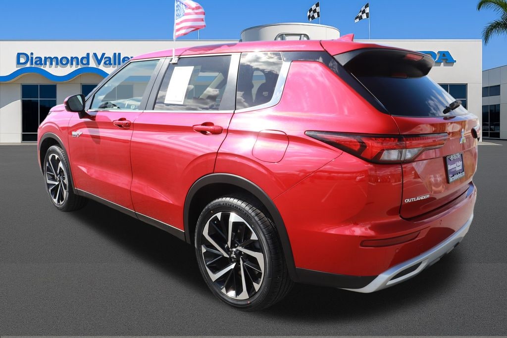 Used 2024 Mitsubishi Outlander PHEV SE SUV