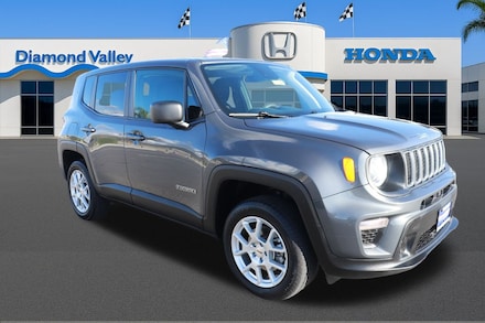 2023 Jeep Renegade Latitude SUV