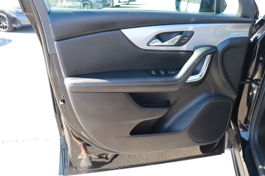 2025 Chevrolet Blazer 2LT - Photo 9