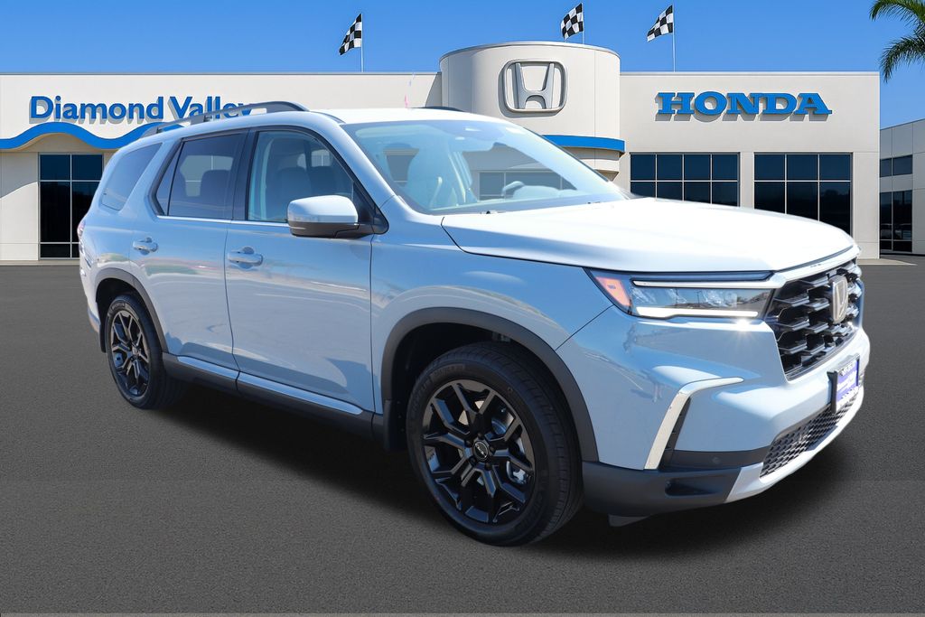 2025 Honda Pilot Touring's photo