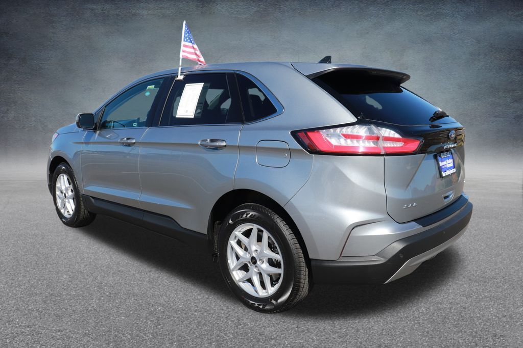 2024 Ford Edge SEL photo 4