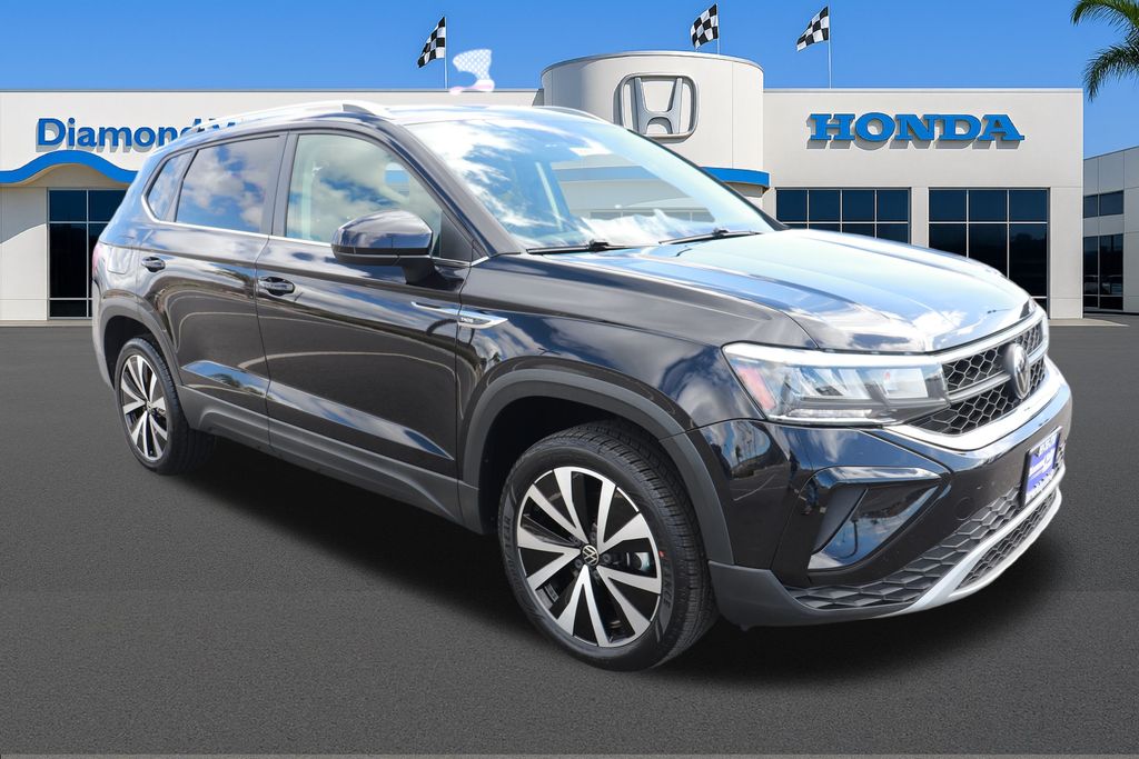 2024 Volkswagen Taos SE