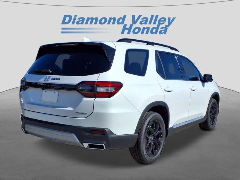 2025 Honda Pilot Touring photo 2
