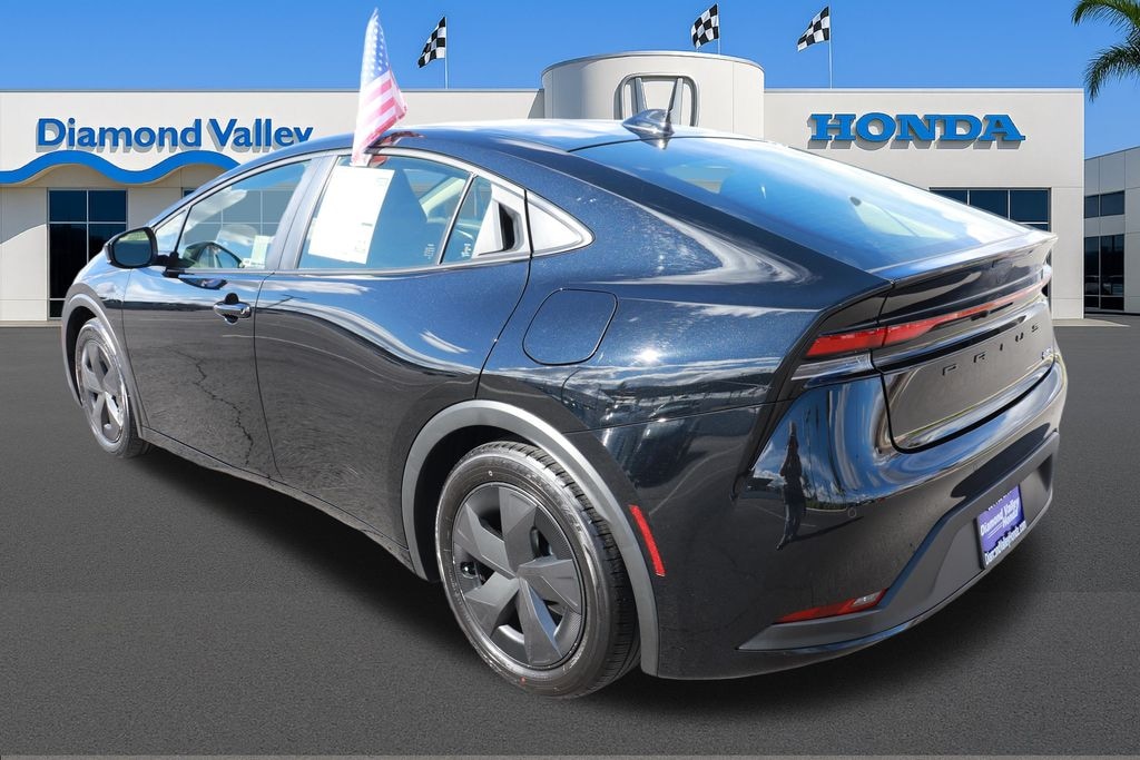 Used 2025 Toyota Prius LE Hatchback