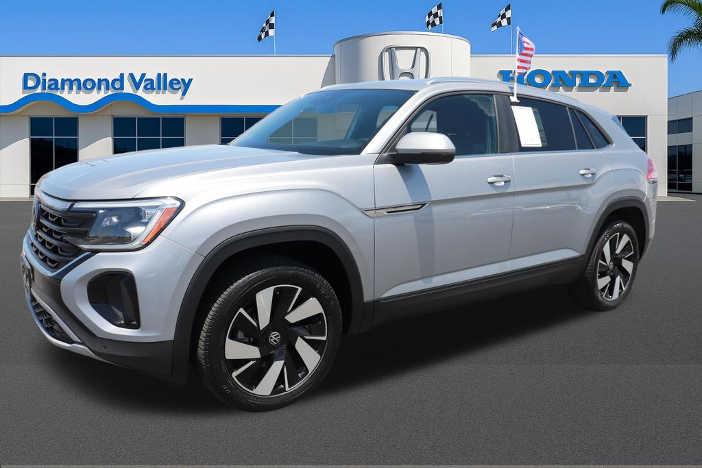2025 Volkswagen Atlas Cross Sport SE w/Tech - Photo 3