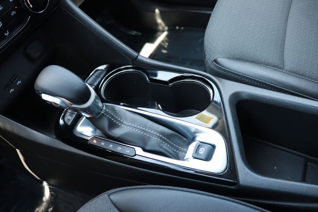 2025 Buick Encore GX Preferred - Photo 16