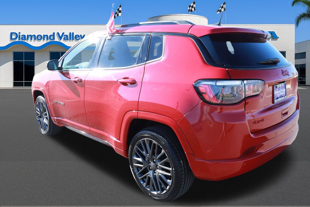 2023 Jeep Compass Limited photo 4