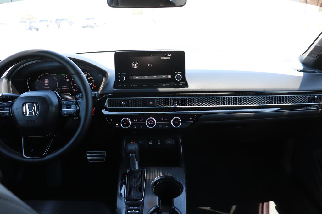2025 Honda Civic Sport - Photo 15
