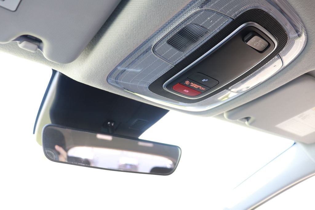 2025 Hyundai Kona SEL - Photo 23