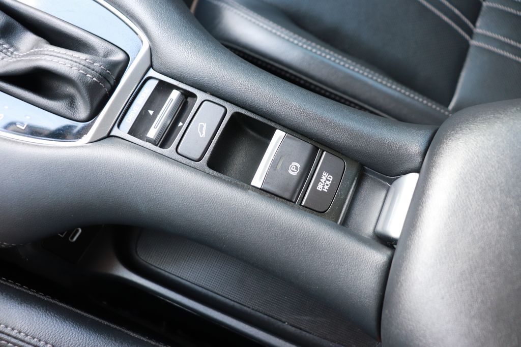 2024 Honda HR-V EX-L - Photo 18