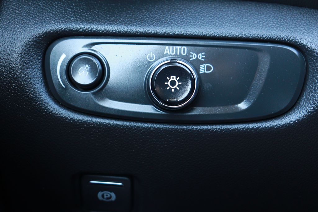 2025 Chevrolet Blazer 2LT - Photo 26