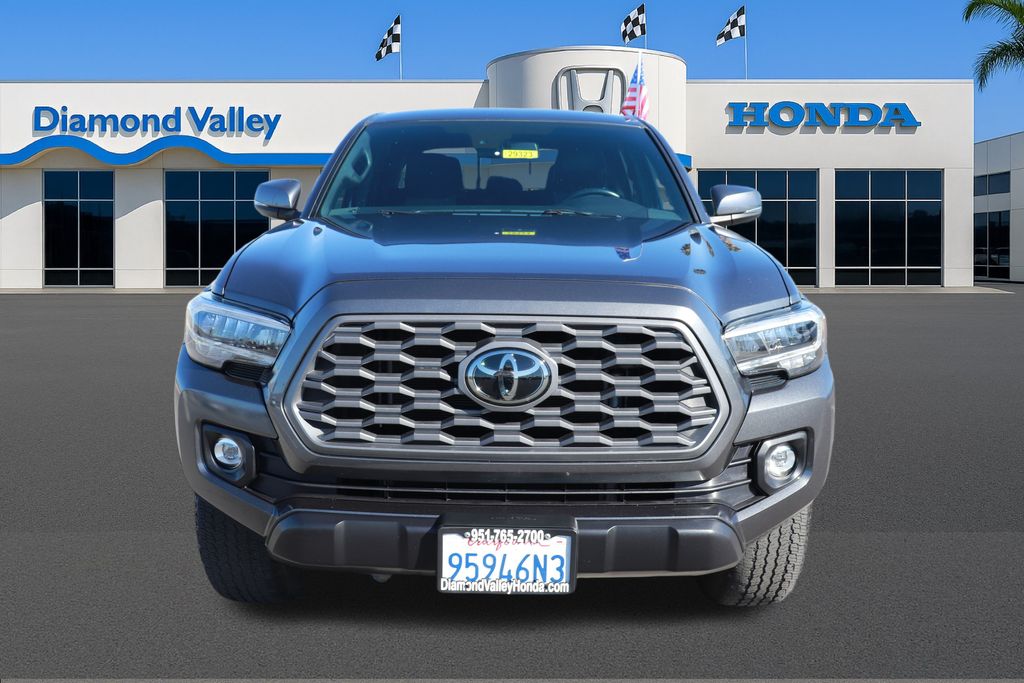 2022 Toyota Tacoma TRD V6 photo 2