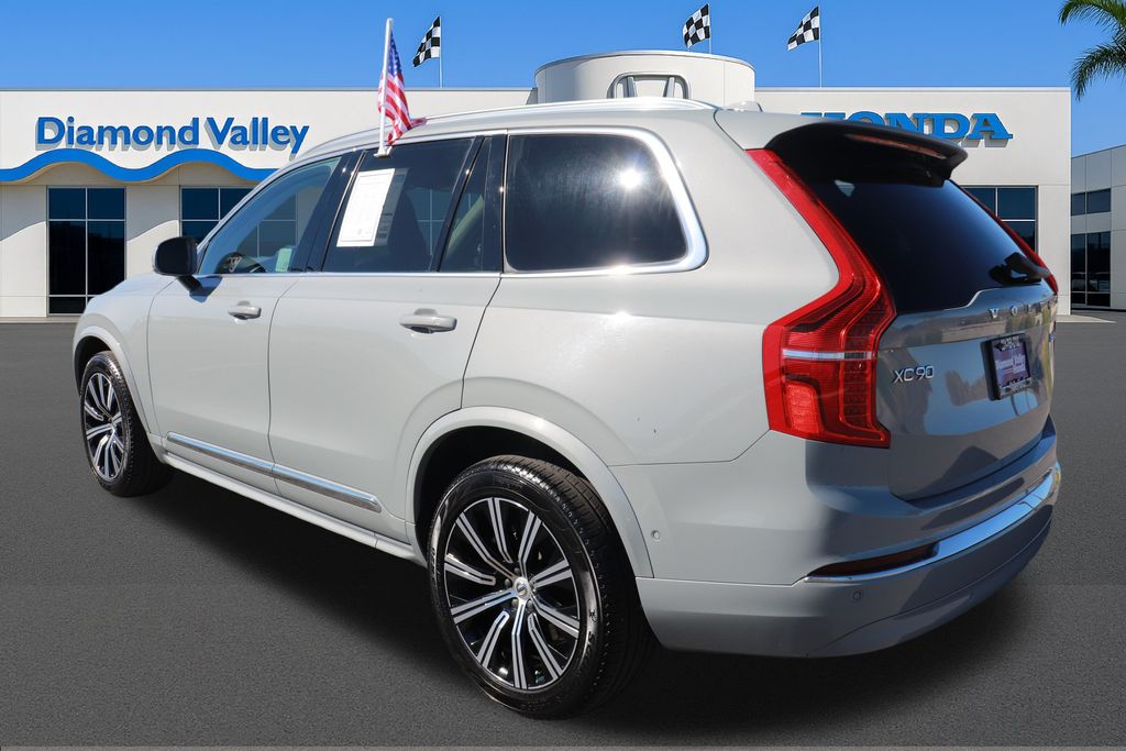 2024 Volvo XC90 Plus photo 2