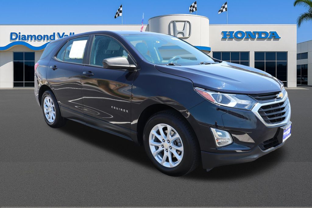 2020 Chevrolet Equinox LS's photo