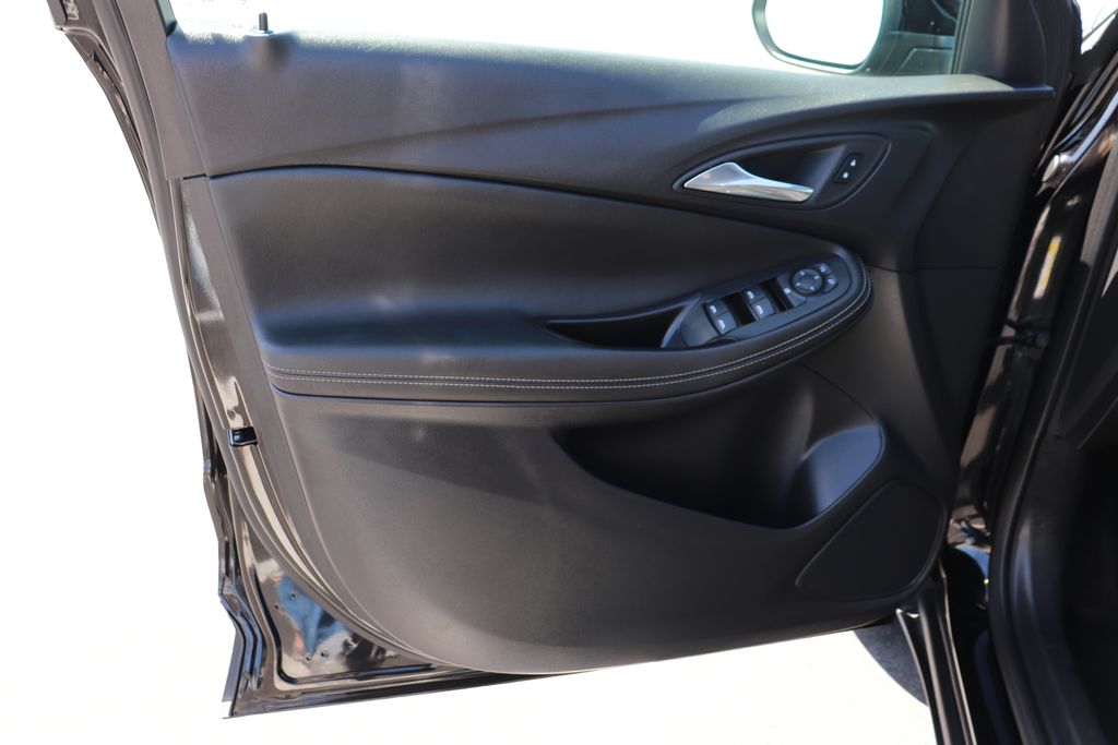 2025 Buick Encore GX Preferred - Photo 9