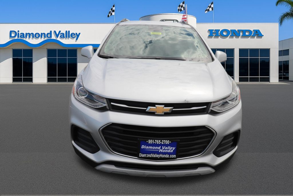 Used 2020 Chevrolet Trax LT with VIN KL7CJLSB4LB009476 for sale in Hemet, CA