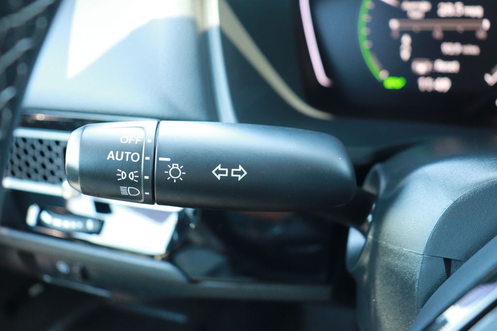 2025 Honda Civic Sport - Photo 25