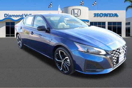 2023 Nissan Altima 2.5 SR Sedan