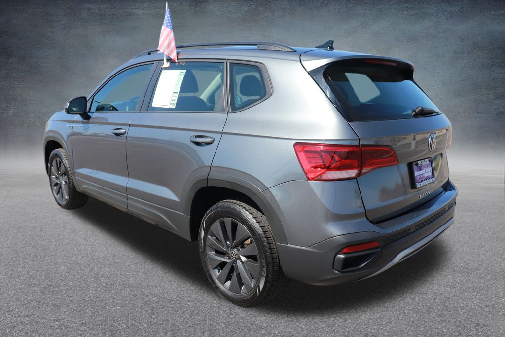 2024 Volkswagen Taos S photo 4
