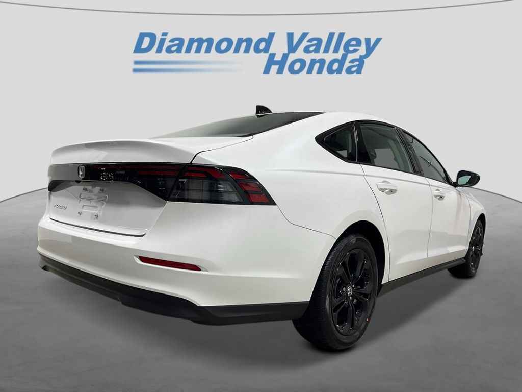 2025 Honda Accord SE photo 3