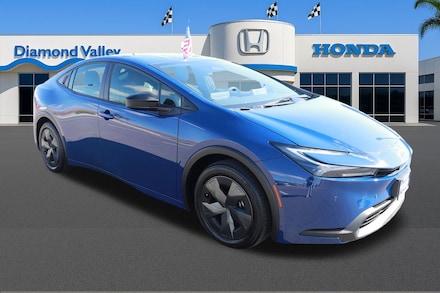 2025 Toyota Prius LE Hatchback