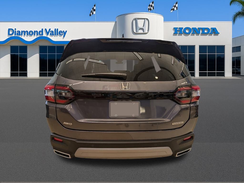2025 Honda Pilot Touring photo 4