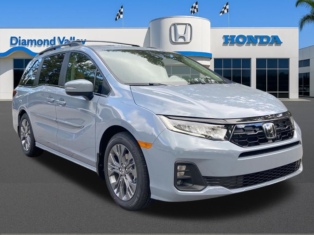 2026 Honda Odyssey Touring's photo