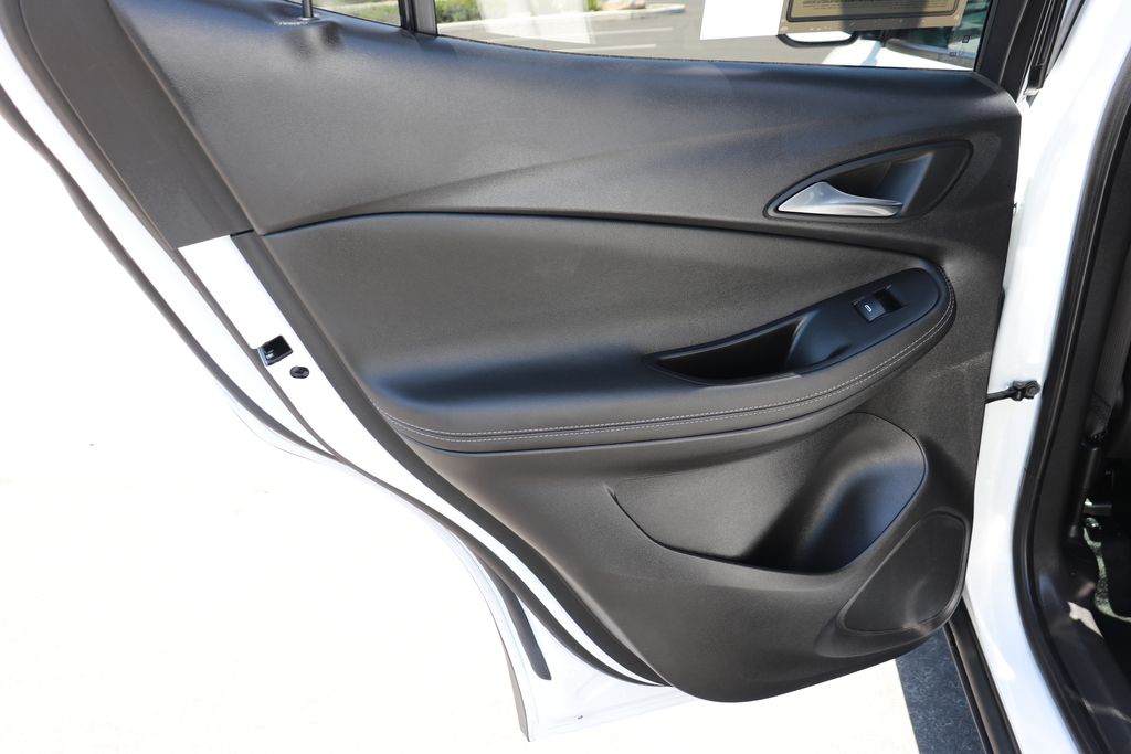 2025 Buick Encore GX Preferred - Photo 12