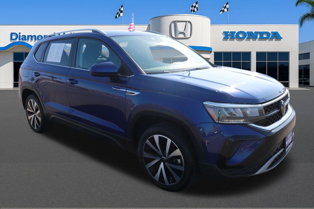 2024 Volkswagen Taos SE