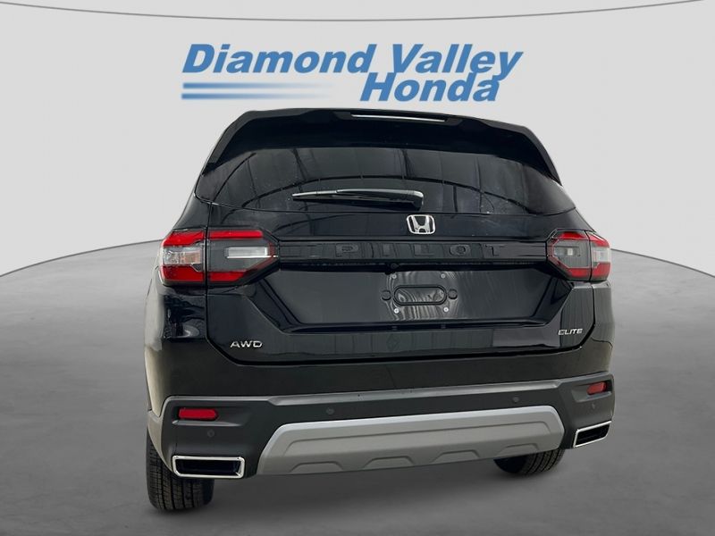 2025 Honda Pilot Elite photo 4