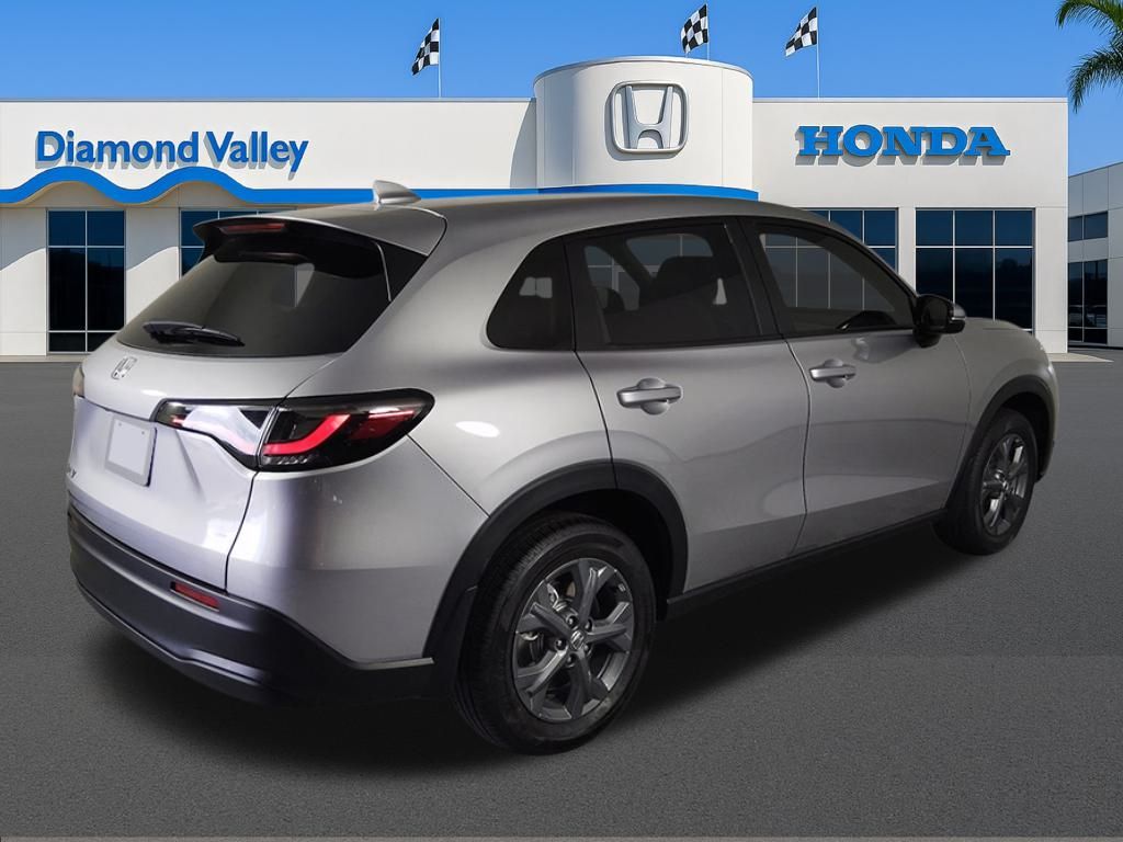 2026 Honda HR-V LX photo 2