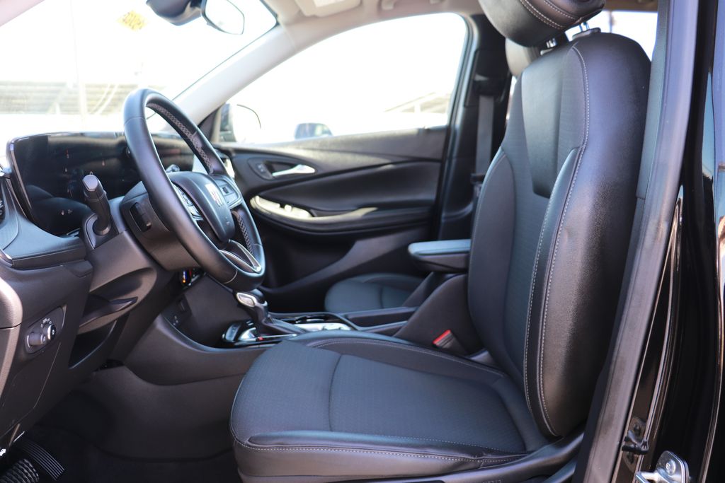 2025 Buick Encore GX Preferred - Photo 11