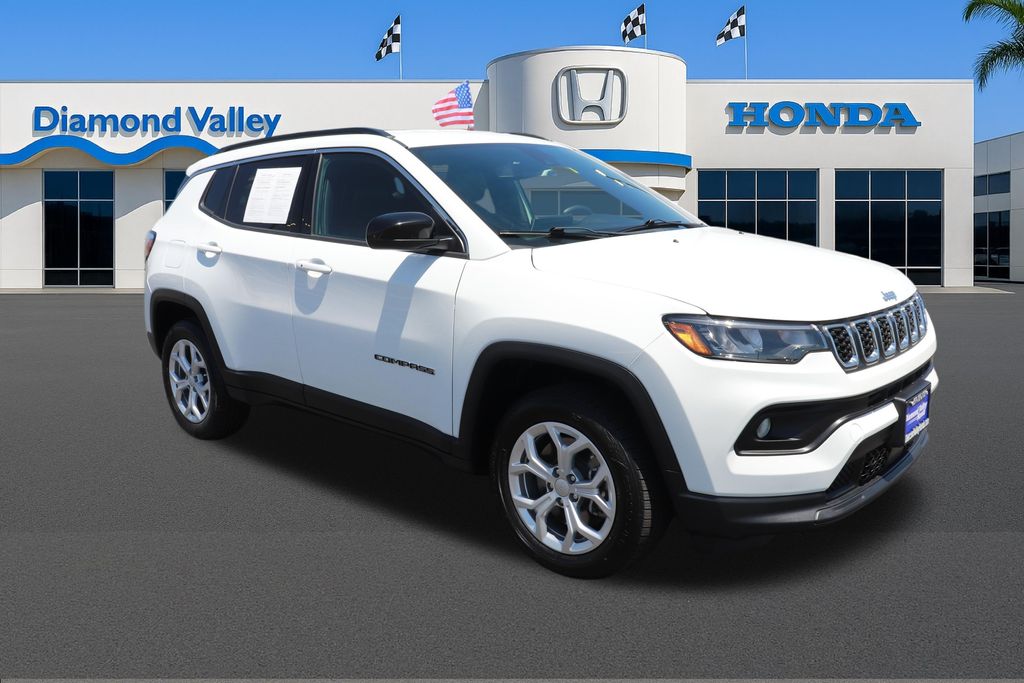 2024 Jeep Compass Latitude 4X4's photo